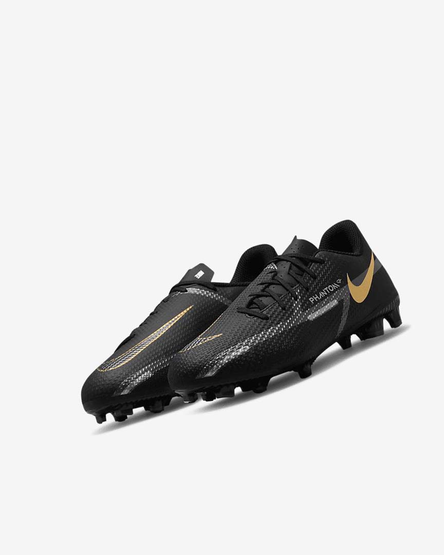 Botas de Futbol Nike Jr. Phantom GT2 Academy MG Niño Negras Metal Doradas Gris Oscuro Metal Gris Oscuro | AR2209