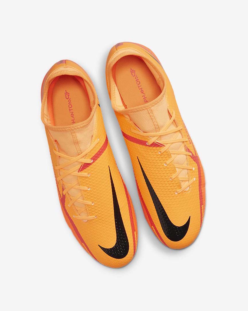 Botas de Futbol Nike Phantom GT2 Academy Dynamic Fit MG Mujer Naranjas Naranjas Rojas Claro Negras | AR2898