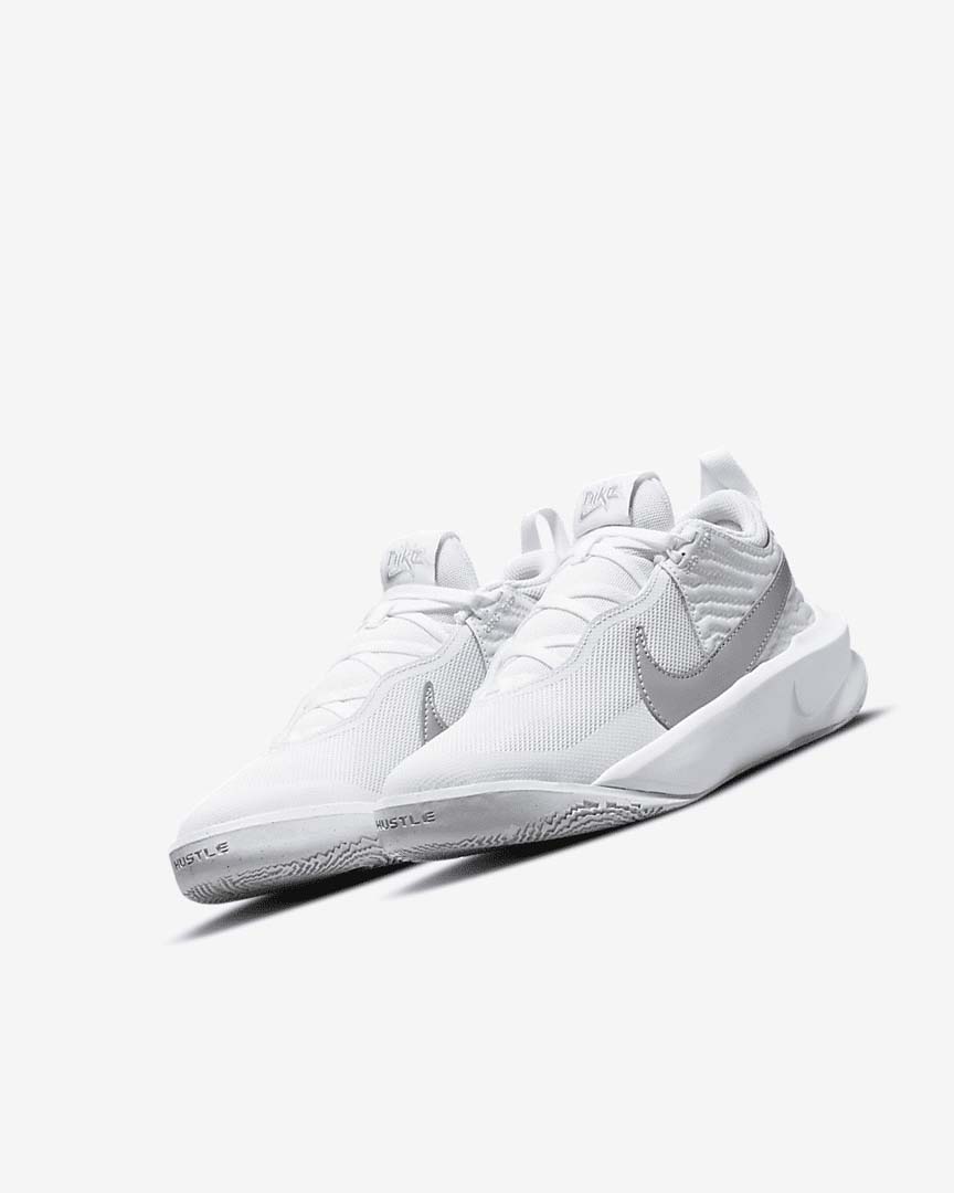 Zapatillas Baloncesto Nike Team Hustle D 10 Niña Blancas Metal Plateadas | AR2556