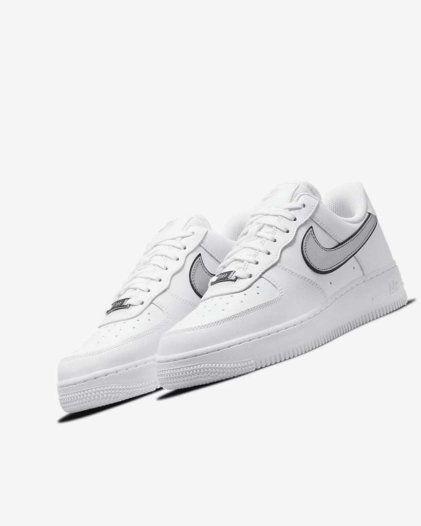 Zapatillas Nike Air Force 1 '07 Essential Mujer Blancas Negras Metal Plateadas | AR3022