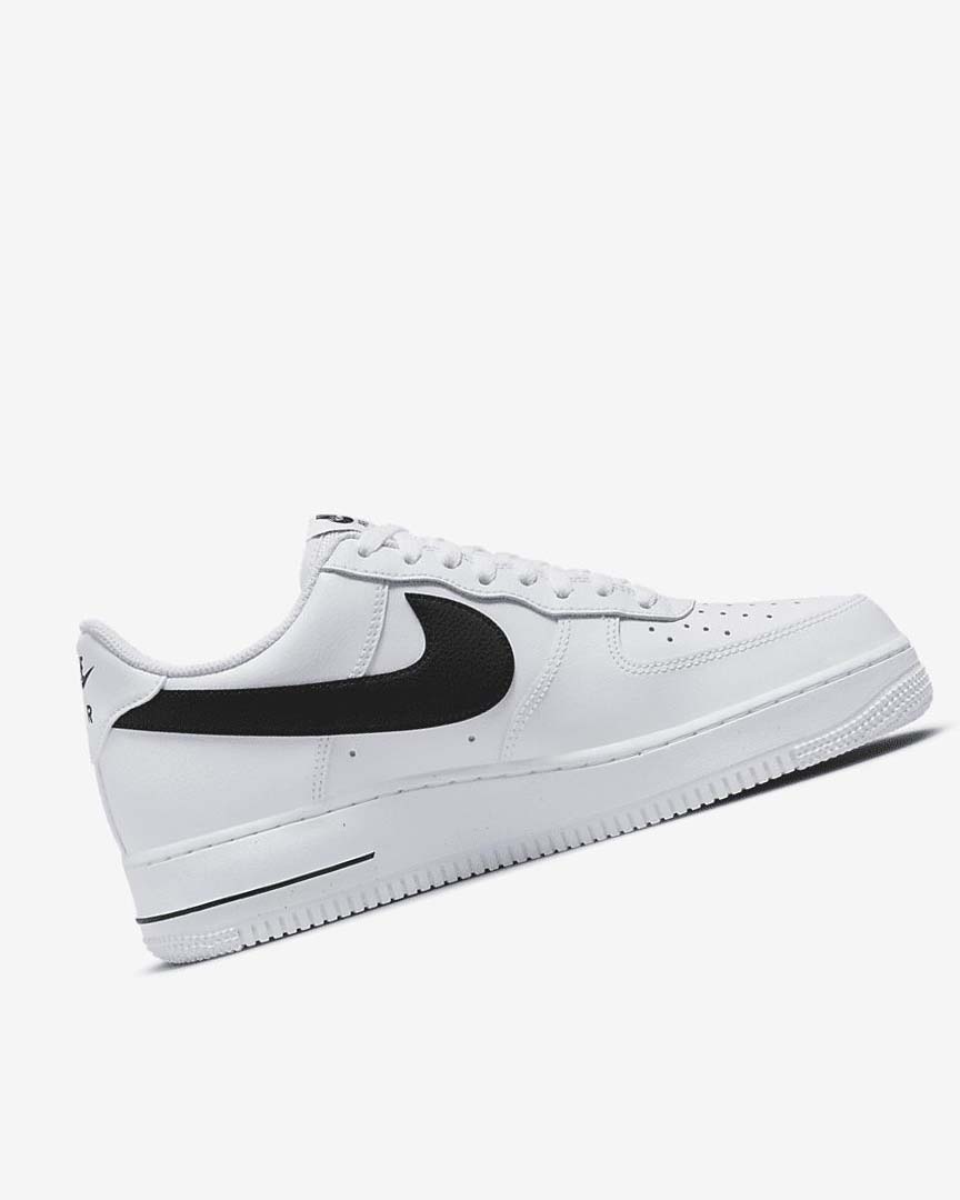 Zapatillas Nike Air Force 1 '07 Hombre Blancas Negras | AR2279