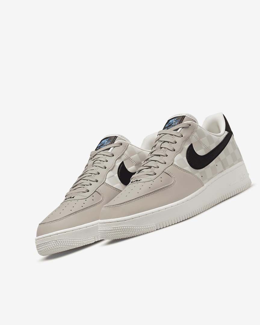 Zapatillas Nike Air Force 1 '07 QS Hombre Creme Negras Negras | AR4807