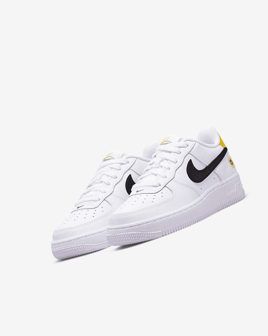 Zapatillas Nike Air Force 1 LV8 Niña Blancas Negras | AR5370