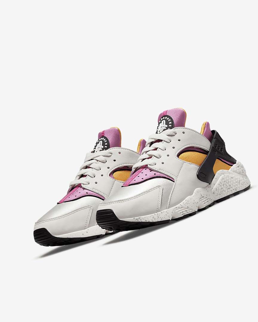 Zapatillas Nike Air Huarache Hombre Beige Claro Doradas Negras Rosas | AR5063