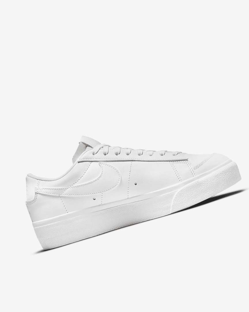 Zapatillas Nike Blazer Low Plataforma Mujer Blancas | AR2528