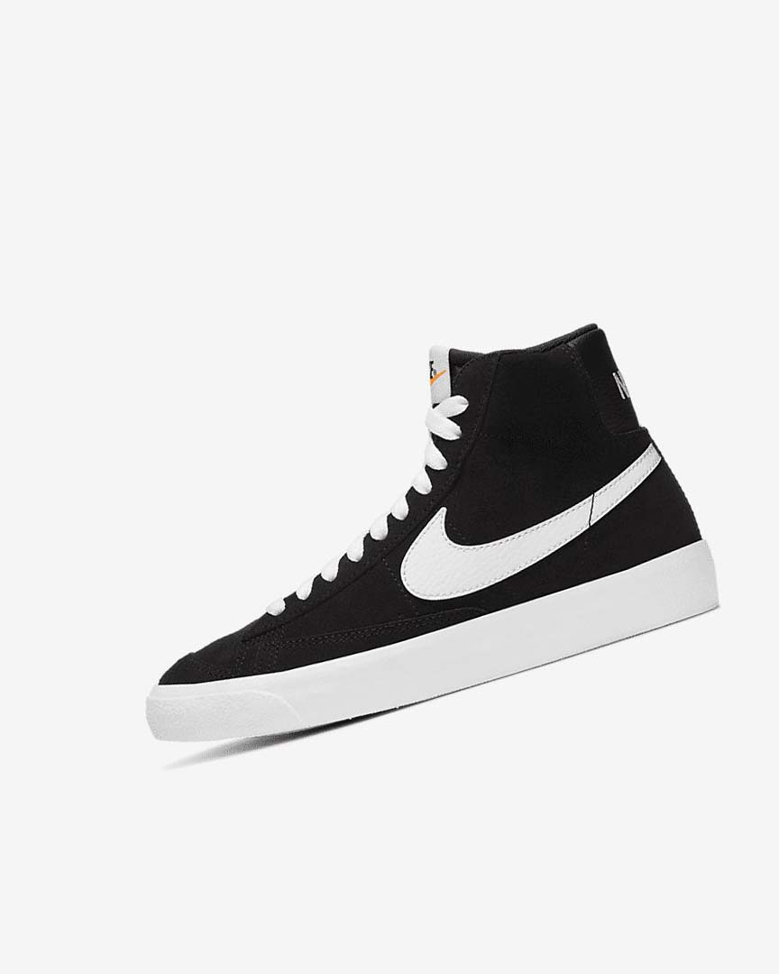 Zapatillas Nike Blazer Mid \'77 Gamuza Niño Negras Naranjas Blancas | AR2703