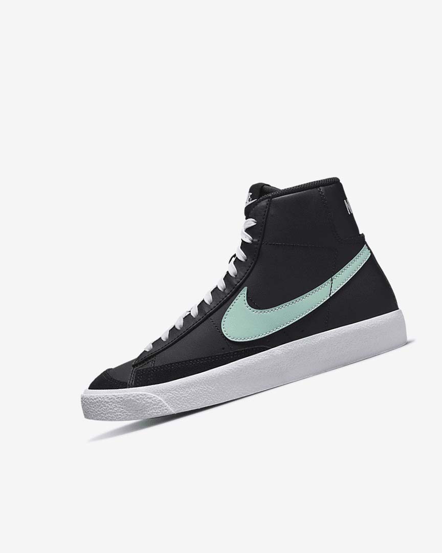 Zapatillas Nike Blazer Mid \'77 Niña Negras Blancas Verde Menta | AR5232