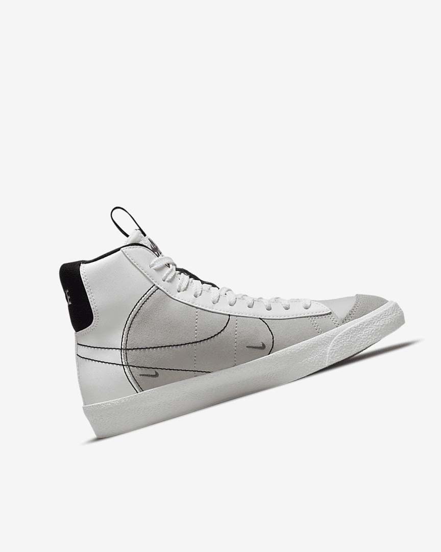 Zapatillas Nike Blazer Mid '77 SE Dance Niño Blancas Negras Blancas Burdeos | AR1134