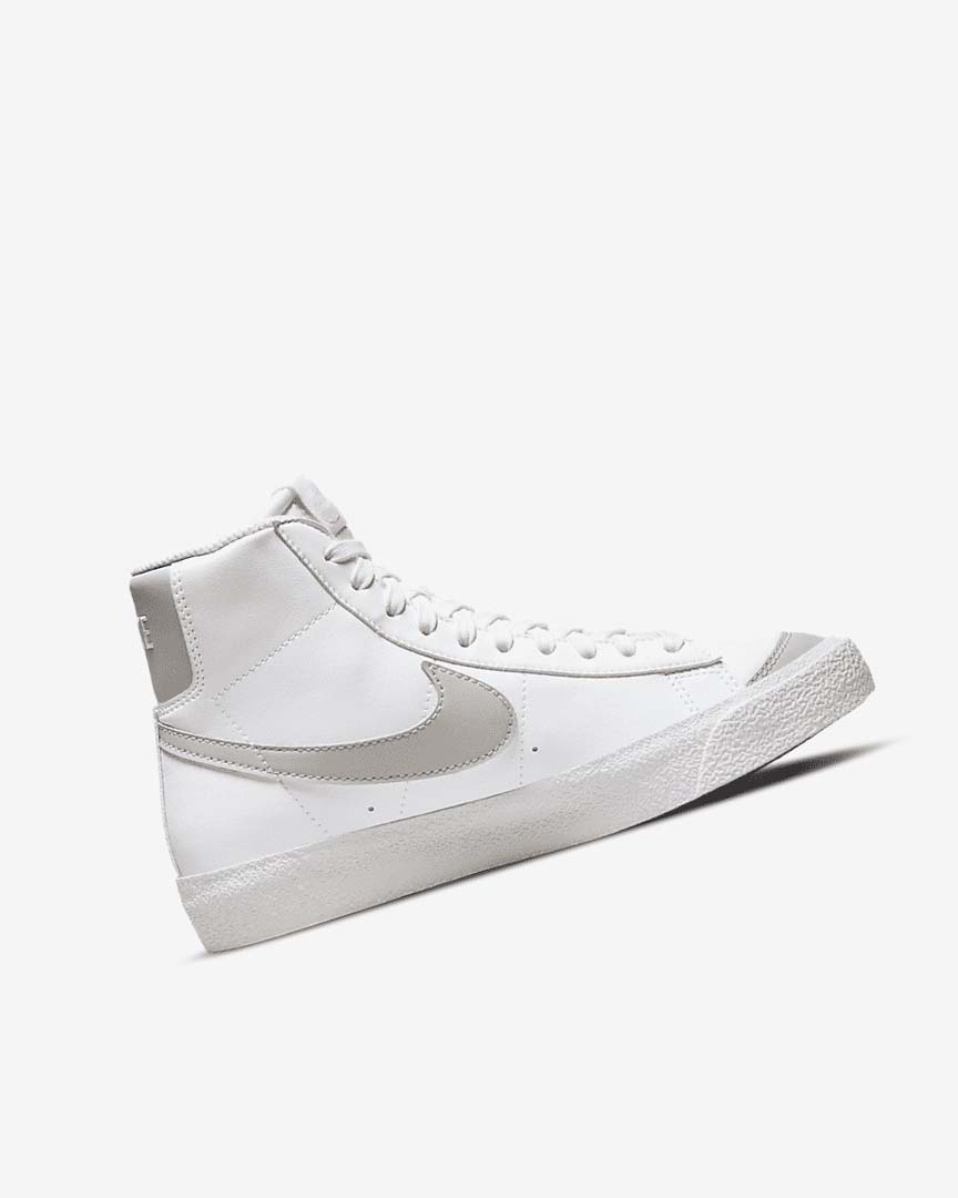 Zapatillas Nike Blazer Mid '77 SE Niña Blancas Beige Claro | AR2320