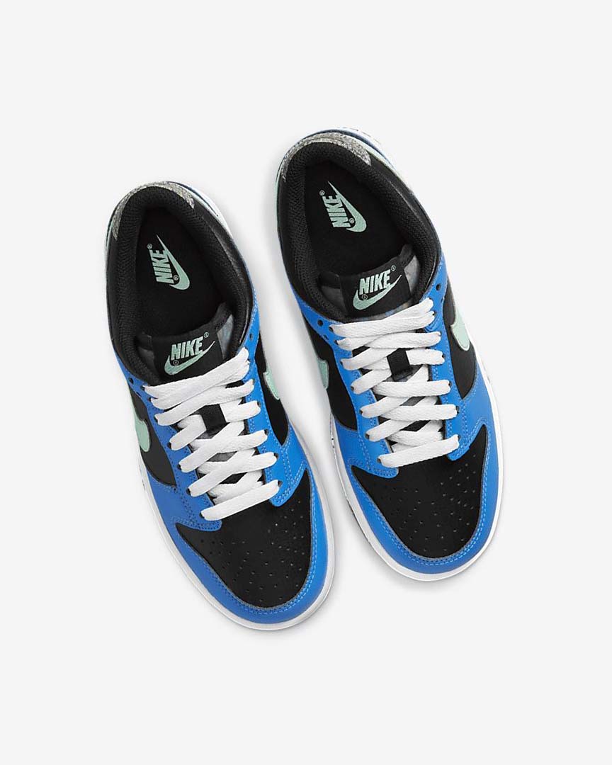 Zapatillas Nike Dunk Low SE Niña Negras Azules Claro Rosas Verde Menta | AR2849