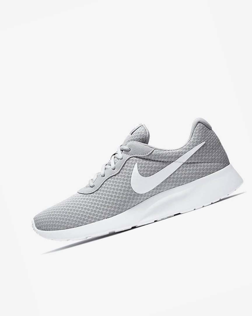 Zapatillas Nike Tanjun Hombre Gris Blancas | AR2491