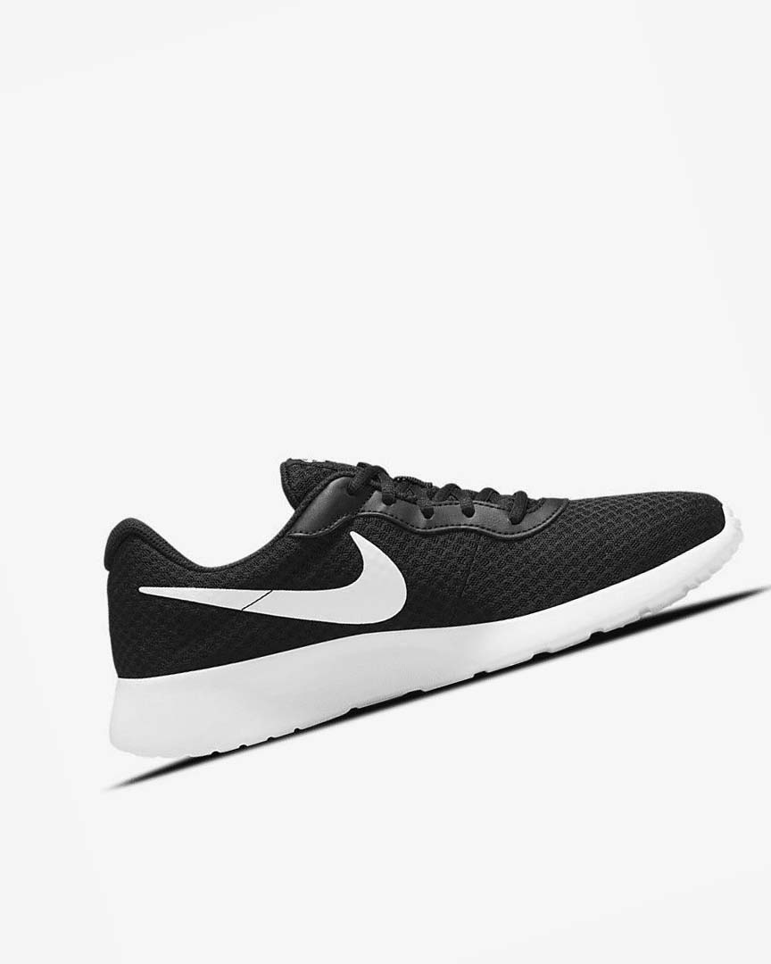 Zapatillas Nike Tanjun Hombre Negras Blancas | AR5083