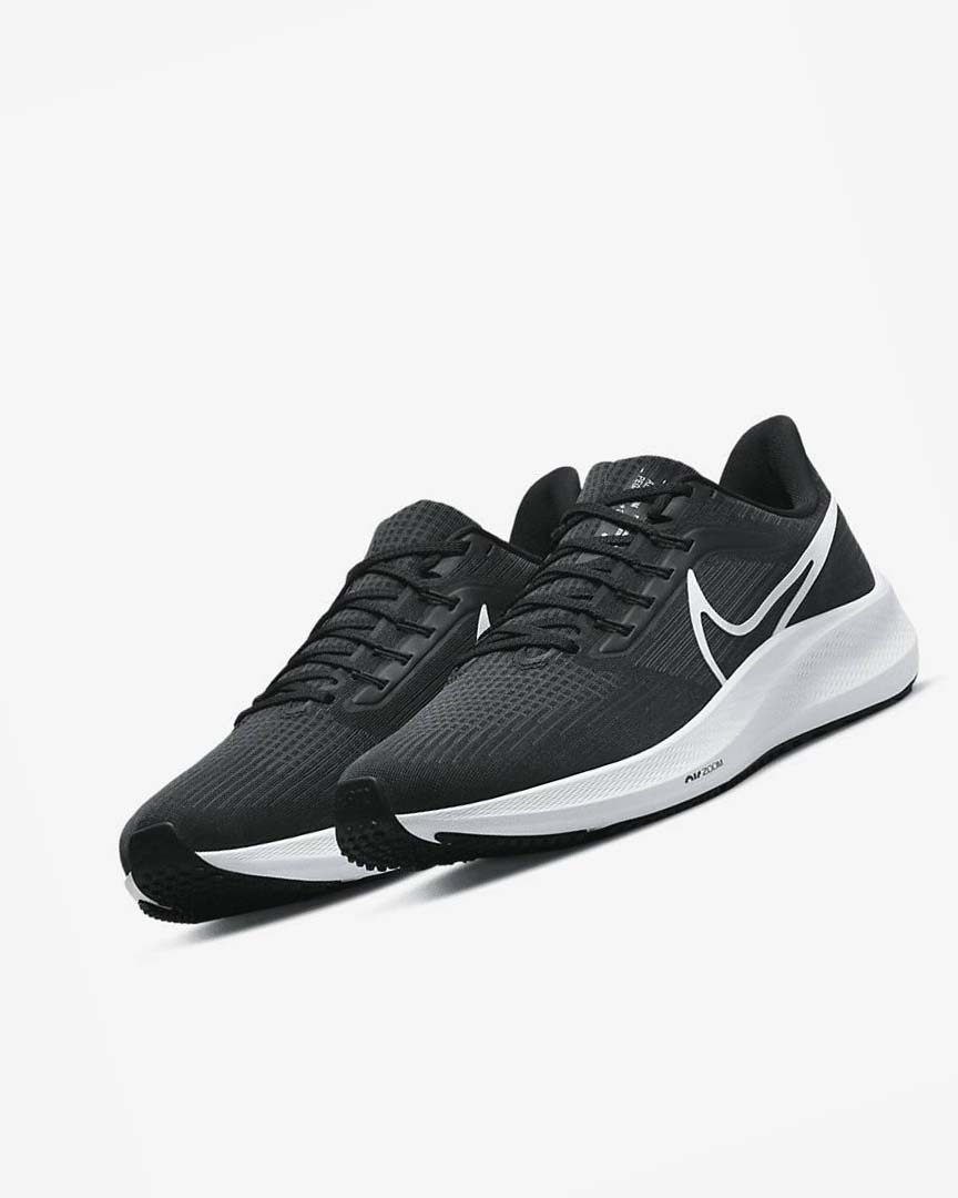 Zapatillas Running Nike Air Zoom Pegasus 39 Hombre Negras Gris Oscuro Blancas | AR5138