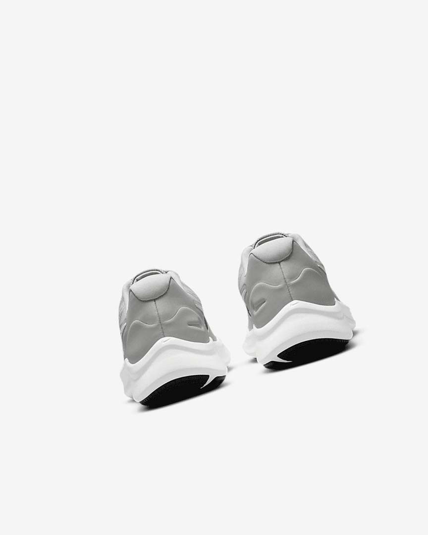 Zapatillas Running Nike Star Runner 3 Niño Gris Claro Gris Negras | AR1196