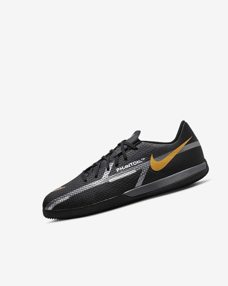 Zapatos De Fútbol Nike Jr. Phantom GT2 Academy IC Niña Negras Metal Doradas Gris Oscuro Metal Gris Oscuro | AR3038