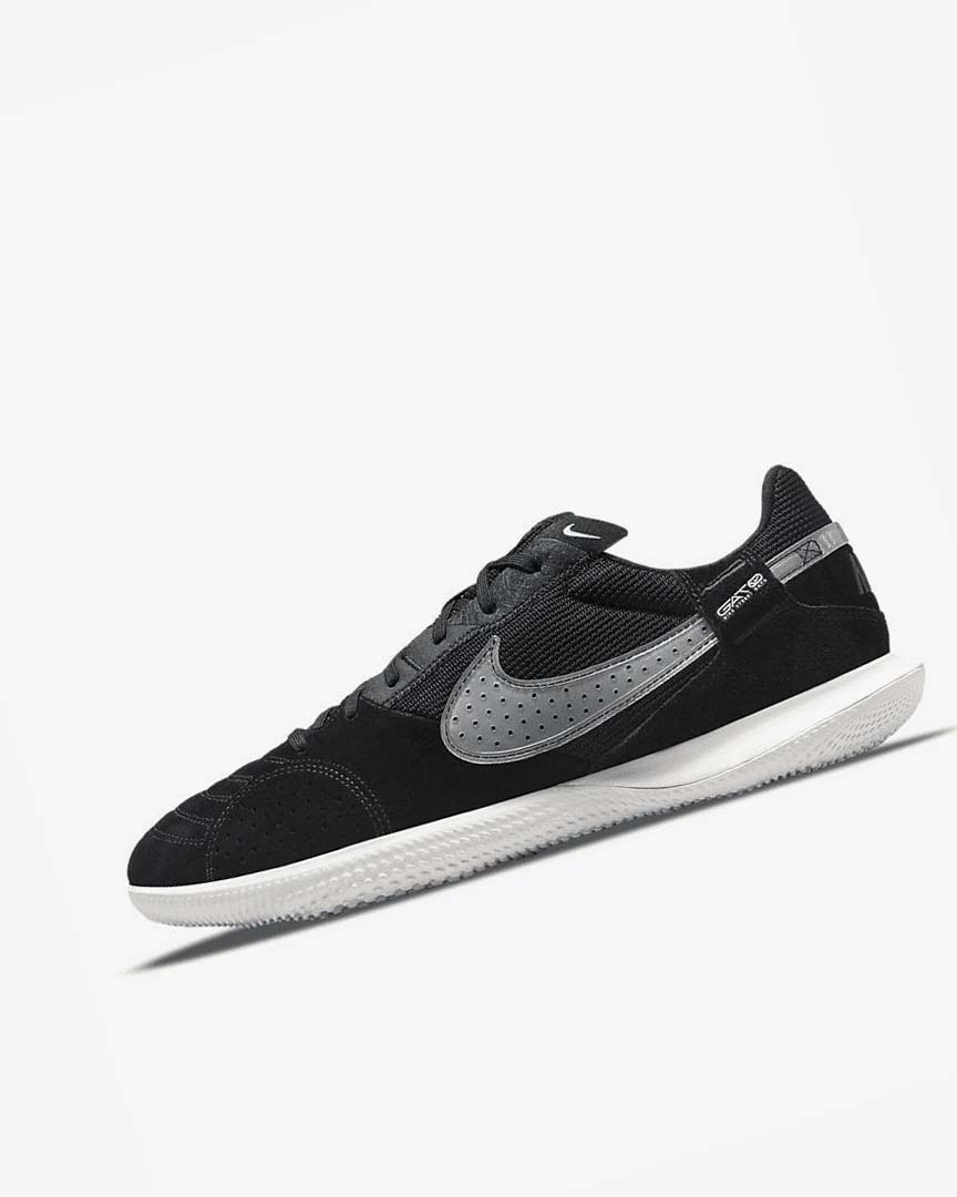 Zapatos De Fútbol Nike Streetgato Hombre Negras Blancas | AR3245