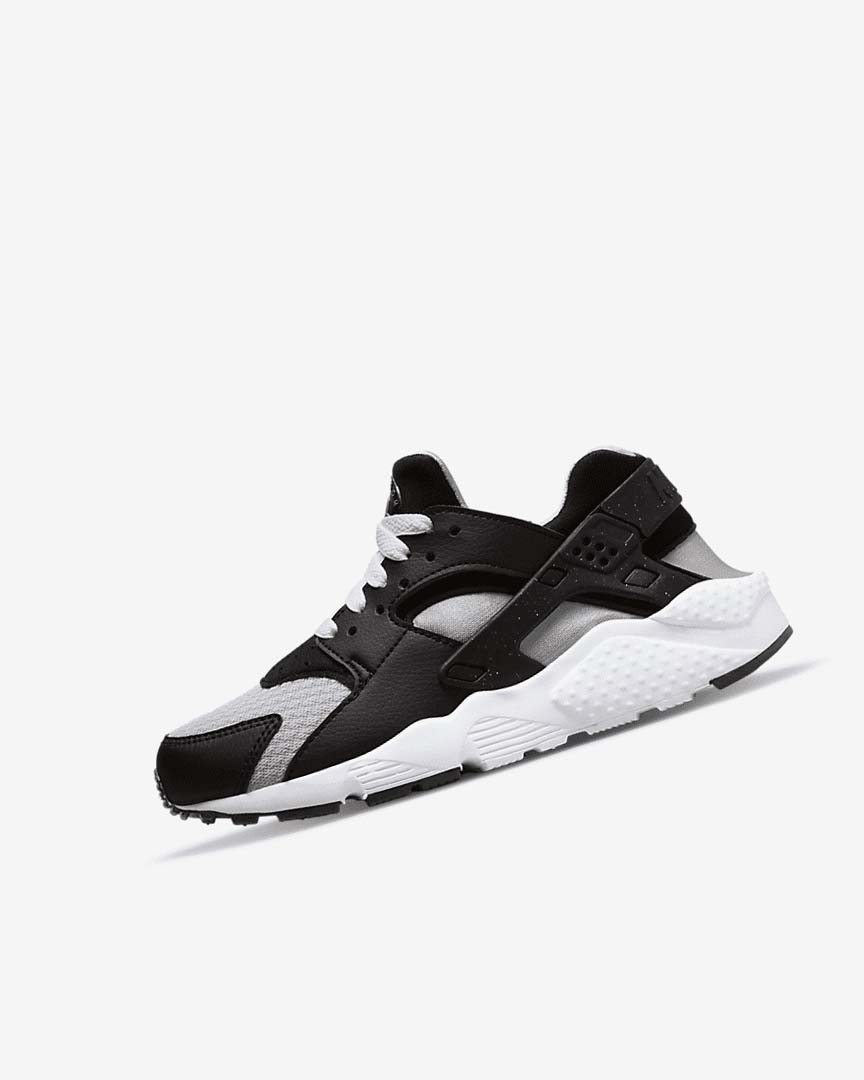 Zapatos Nike Huarache Run Niña Negras Gris Blancas Rojas | AR5604