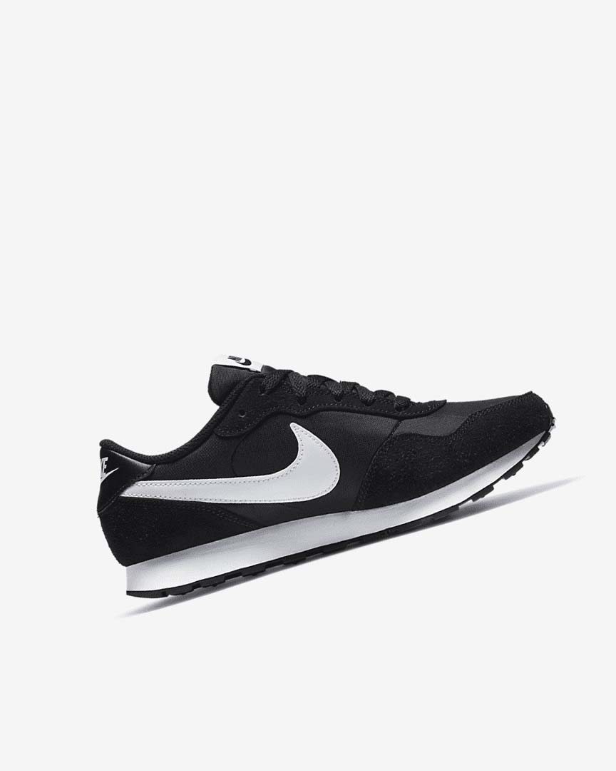 Zapatos Nike MD Valiant Niña Negras Blancas | AR4615