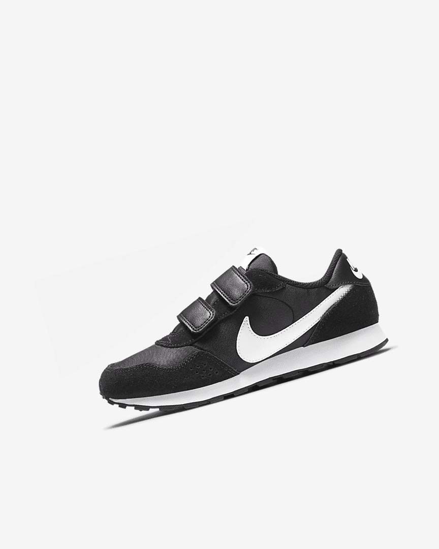 Zapatos Nike MD Valiant Niño Negras Blancas | AR5408