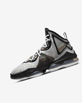 Zapatillas Baloncesto Nike LeBron 19 Hombre Blancas Negras Metal Doradas | AR4728