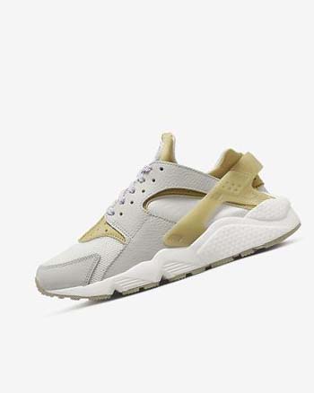 Zapatillas Nike Air Huarache Mujer Beige Claro | AR5264