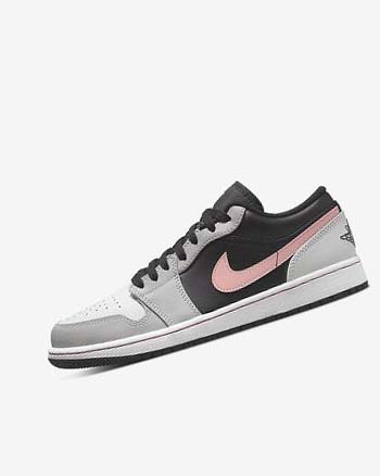 Zapatillas Nike Air Jordan 1 Low Hombre Negras Gris Blancas Coral | AR2365