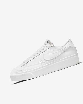 Zapatillas Nike Blazer Low Plataforma Mujer Blancas | AR2528