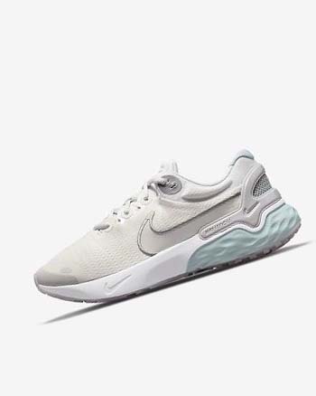 Zapatillas Running Nike Renew Run 3 Premium Mujer Metal Gris | AR4927