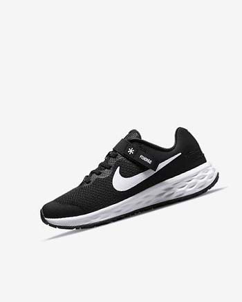 Zapatillas Running Nike Revolution 6 FlyEase Niña Negras Gris Oscuro Blancas | AR2803